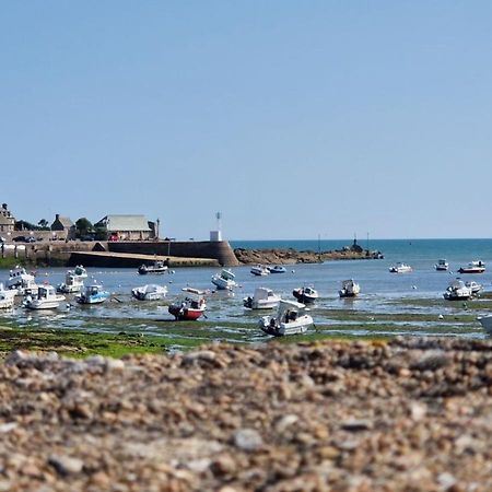 Le Prieure Barfleur Bed and Breakfast Buitenkant foto
