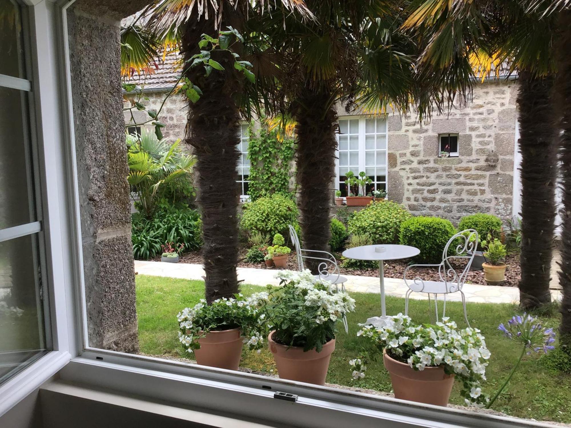 Le Prieure Barfleur Bed and Breakfast Buitenkant foto
